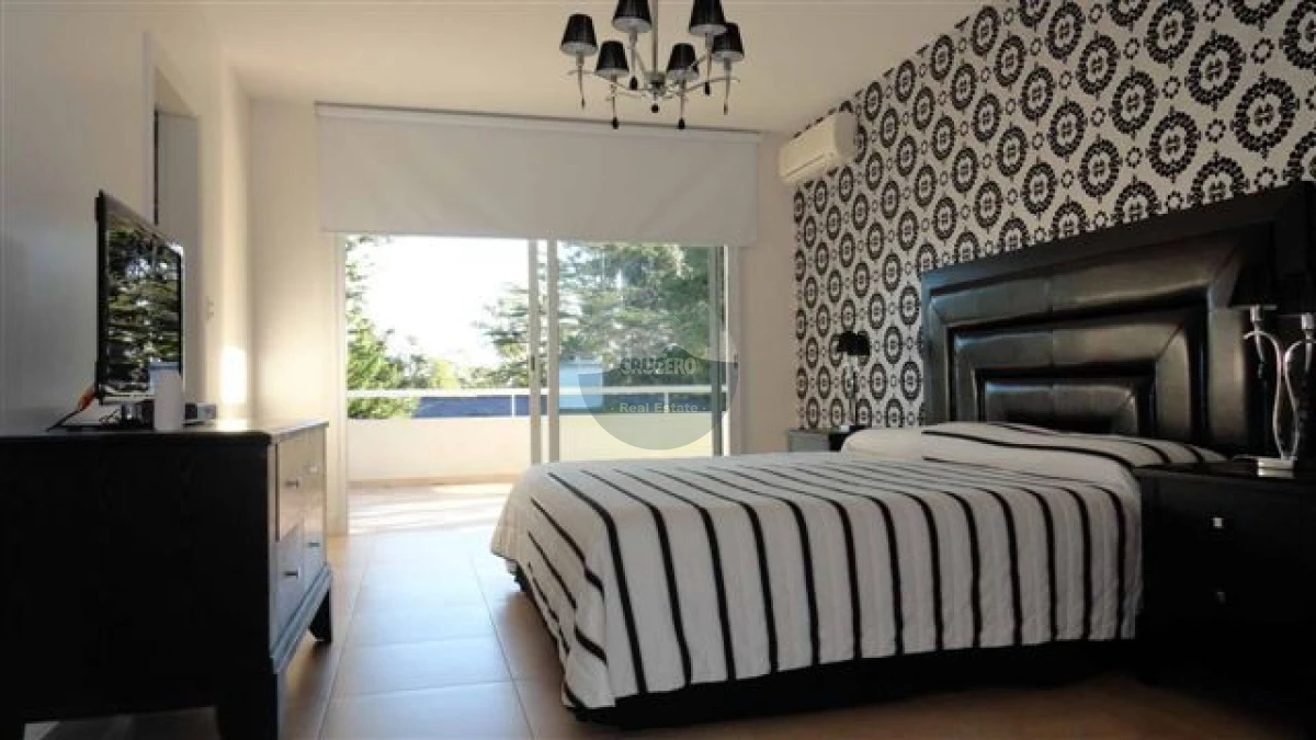 Casa ID.4937 - RESIDENCIA EN VENTA BARRIO PRIVADO PUNTA DEL ESTE