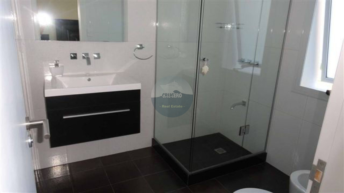 Casa ID.4937 - RESIDENCIA EN VENTA BARRIO PRIVADO PUNTA DEL ESTE