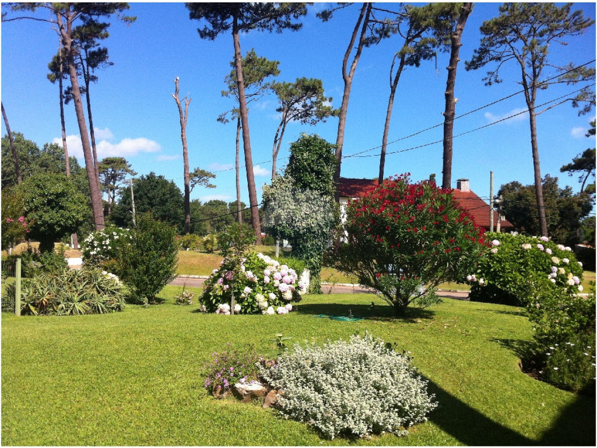 Casa ID.4219 - Casa en Punta del Este, Cantegril
