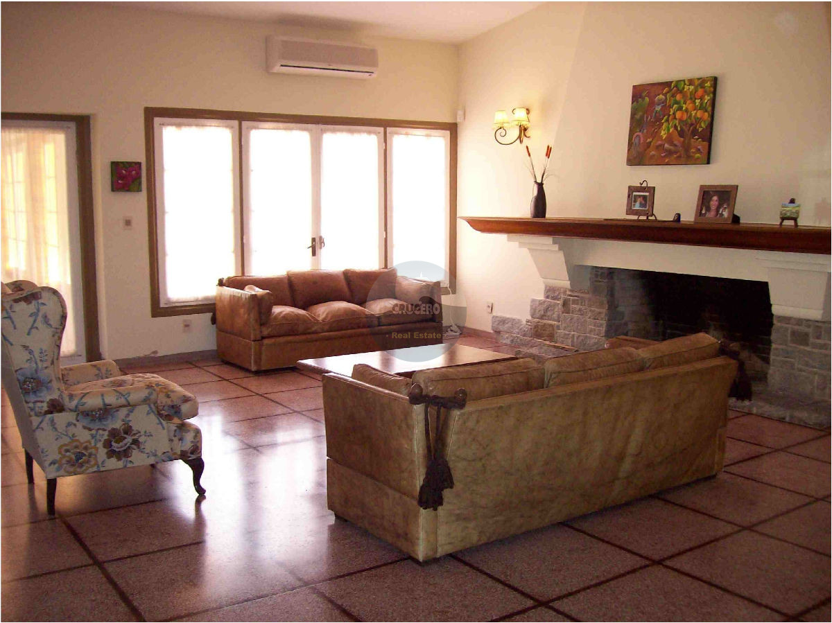 Casa ID.4235 - Casa en Punta del Este, Cantegril