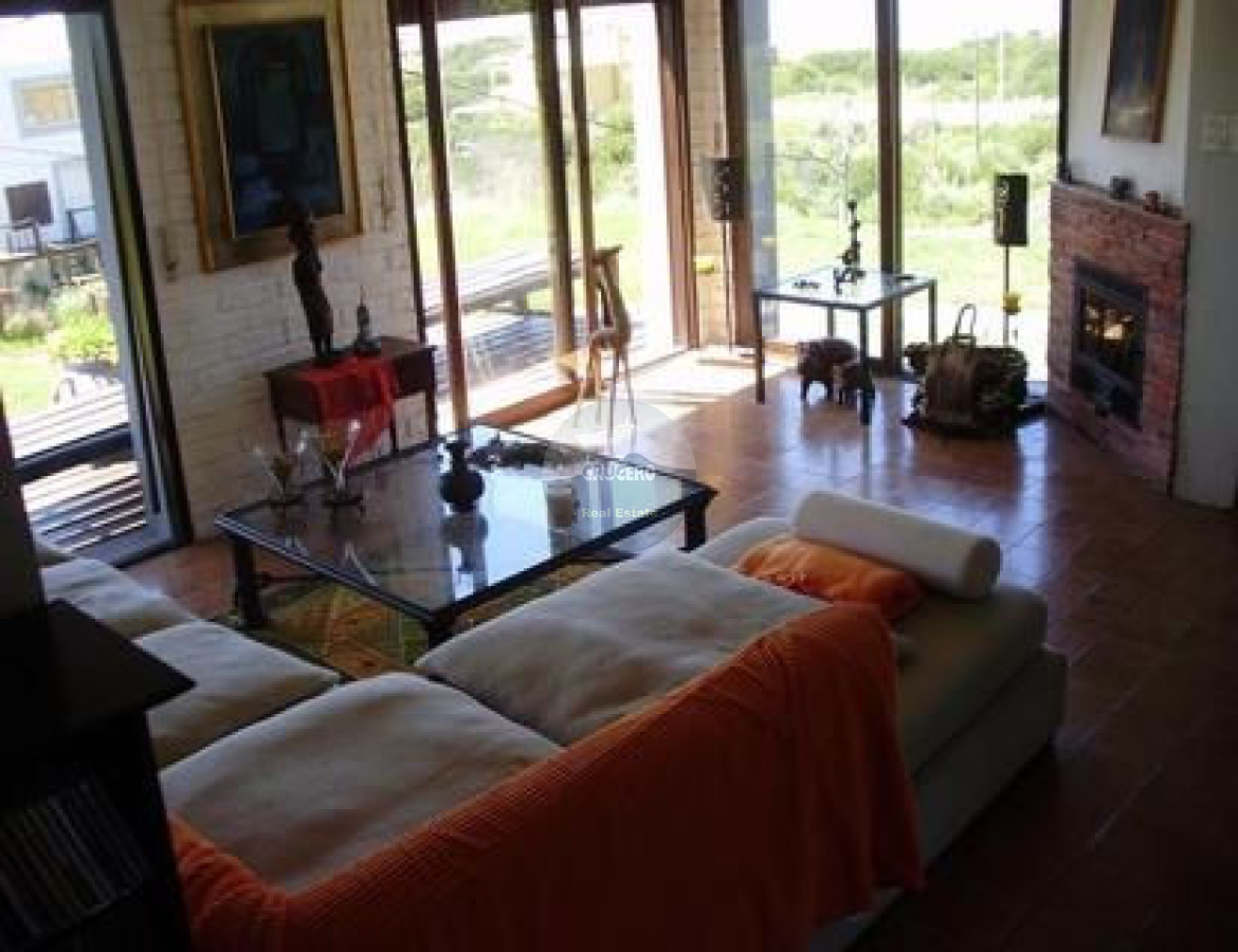 Casa ID.4436 - Casa en Manantiales, Punta Piedras