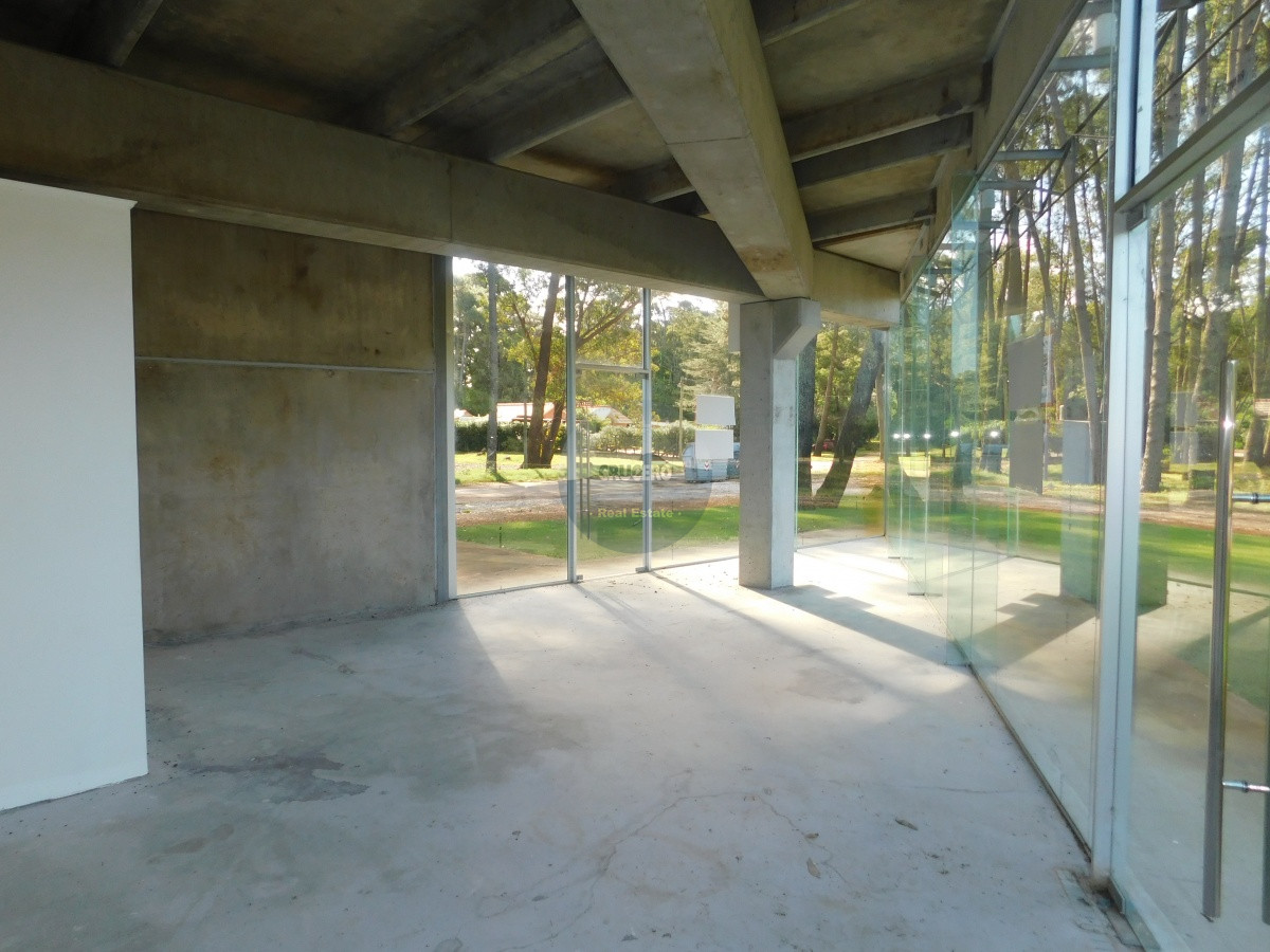 Local Comercial ID.5774 - LOCAL A LA VENTA Y ALQUILER EN SOLANAS