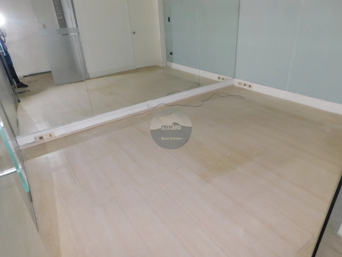 Local Comercial ID.5726 - LOCAL EN VENTA- ALQUILER PUERTO PUNTA DEL ESTE