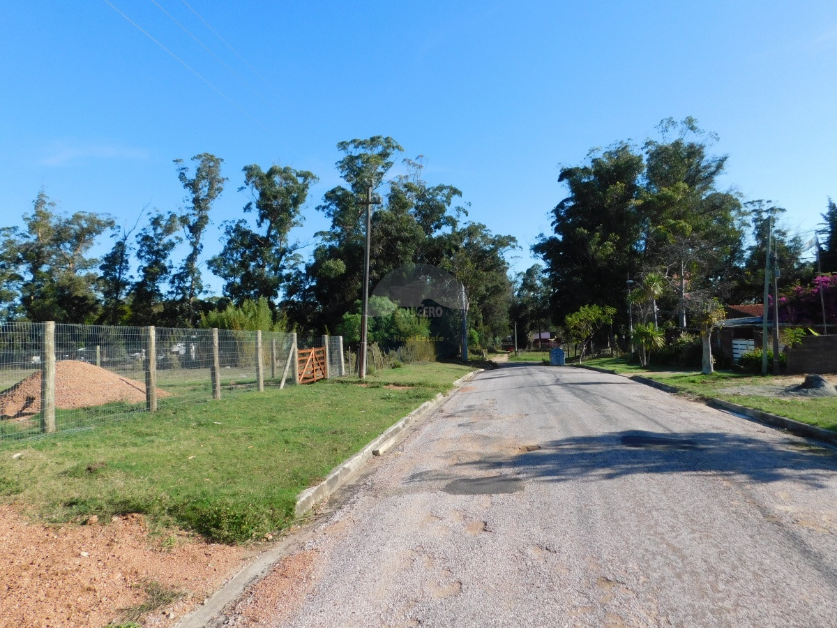 Terreno ID.5447 - VENTA TERRENO EN BARRIO LOS AROMOS - MALDONADO