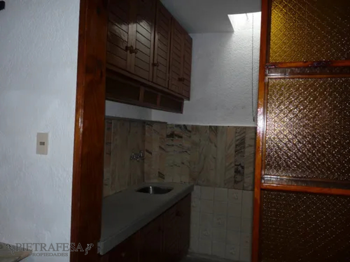 Apartamento ID.13741 - Apartamento en alquiler, 2dormitorios, 1baño. Cerrito.