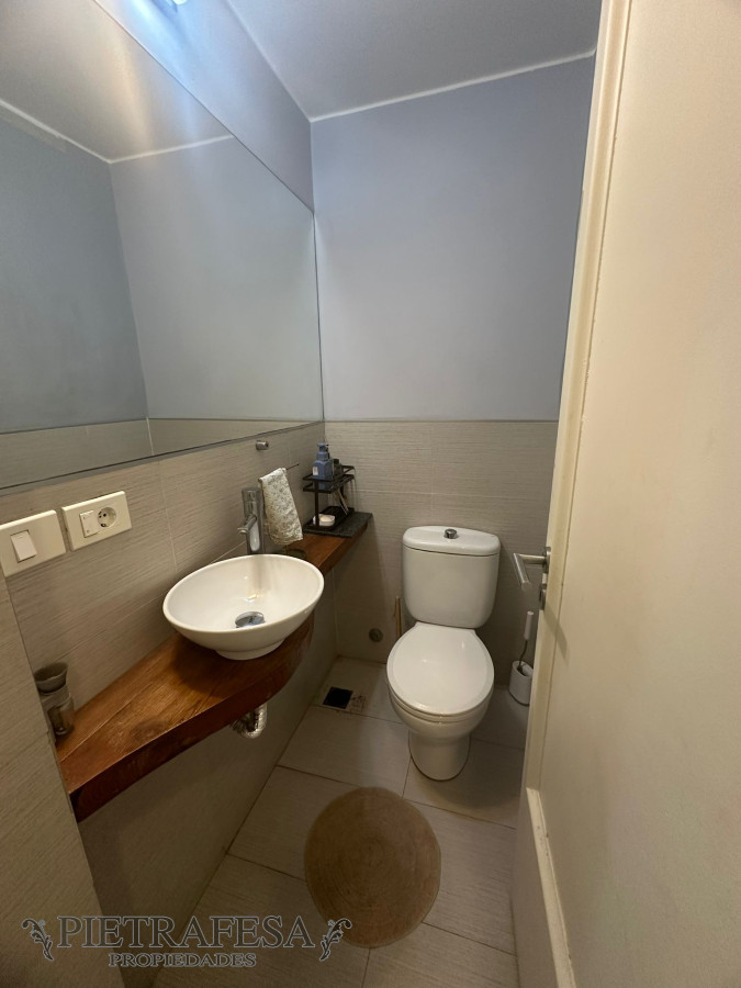 Apartamento ID.12147 - Apto en venta 3 dormitorios, 2 baños, cochera-Pocitos 