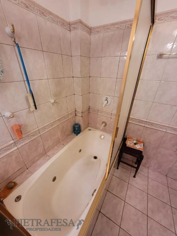 Apartamento ID.7626 - Apartamento en venta 3 dormitorios, 3 baños, balcón y garaje- Avenida Brasil -Pocitos