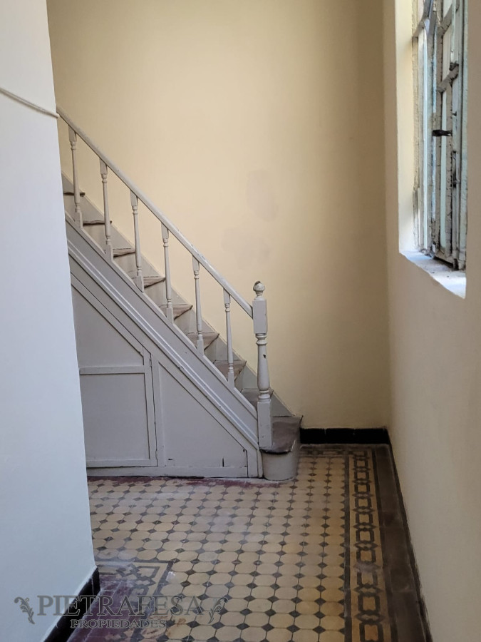 Apartamento ID.5720 - Apartamento en alquiler 3 dormitorios, 1 baño en  Julio Herrera y Obes - Centro 
