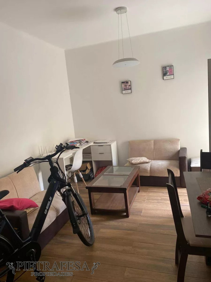 Apartamento ID.11184 - Apto en venta con renta 2 dormitorios, 1 baño, patio-Tres Cruces