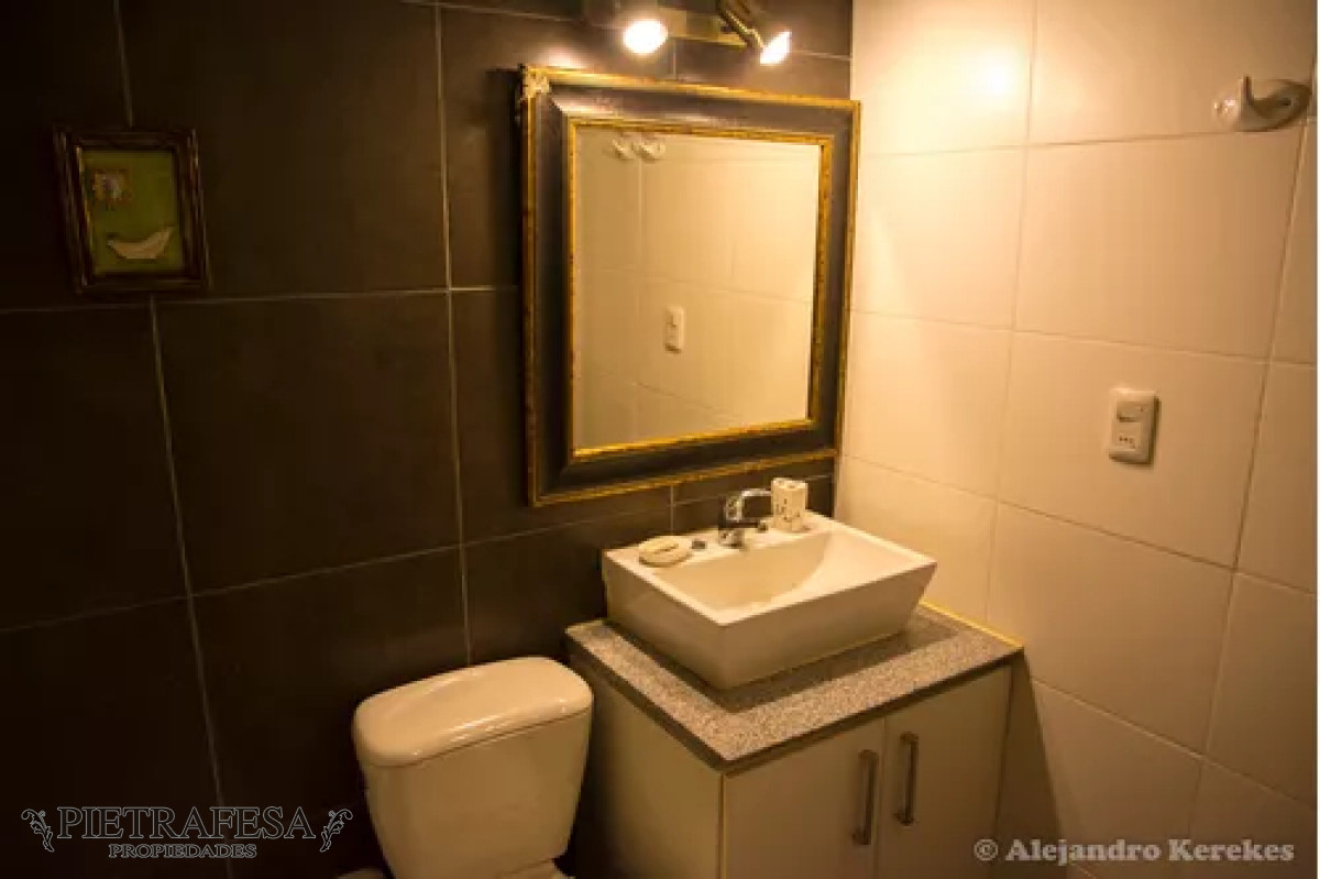 Apartamento ID.13080 - Apartamento en alquiler, monoambiente, 1baño, terraza, amueblado. Pocitos.