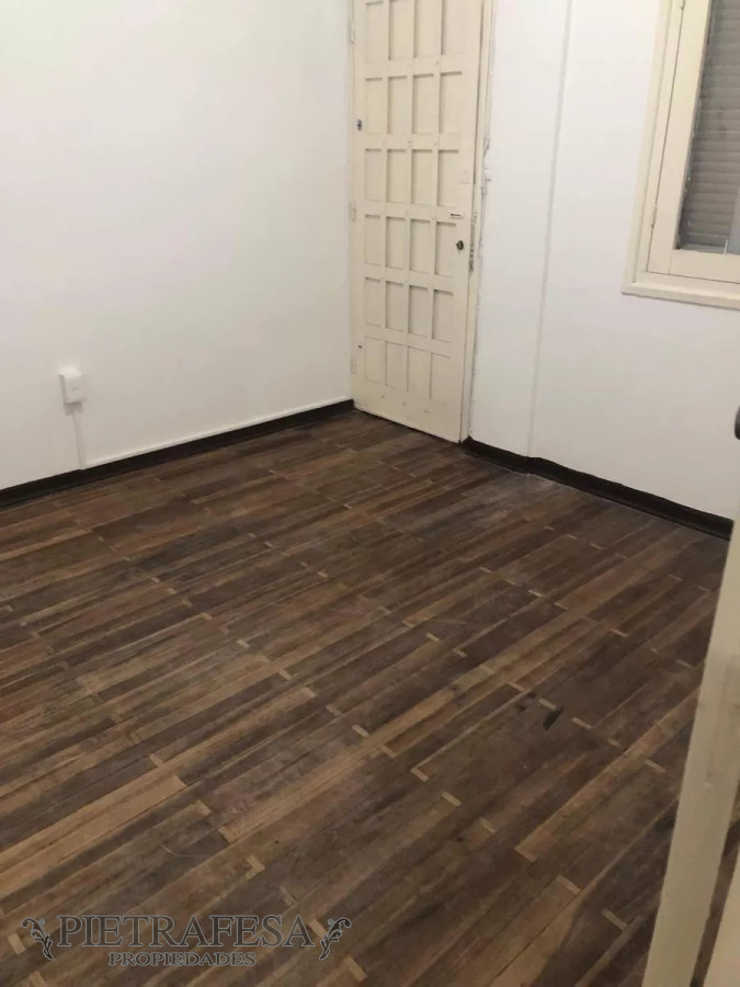 Apartamento ID.7269 - Apartamento en venta con renta, 2 dormitorios, 1 baño-Ituzaingó-Ciudad Vieja