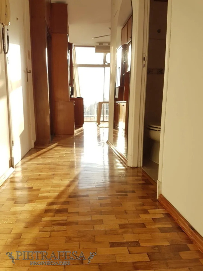 Apartamento ID.5178 - Apartamento en alquiler, 1 dormitorio, 1 baño, balcón, Amoblado., Julio Herrera y Obes, Centro.