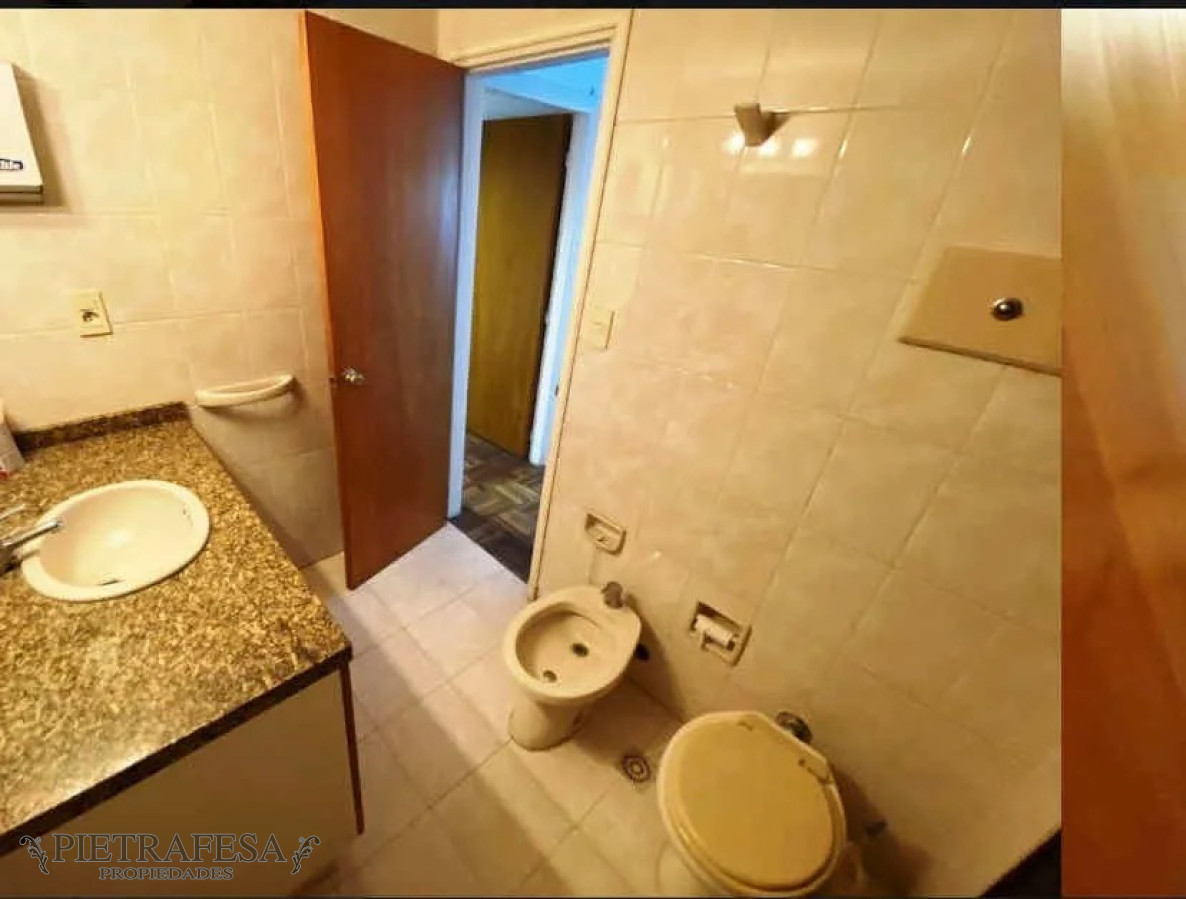 Apartamento ID.4320 - Apartamento con renta 1 dormitorio - 1 baño con terraza - Bv Artigas - Parque Batlle