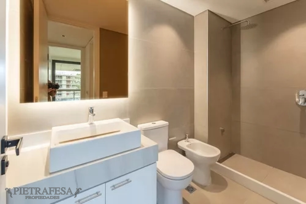 Apartamento ID.10488 - Apto en alquiler, 2dorm, 2baños, terraza, garaje. Parque Miramar.