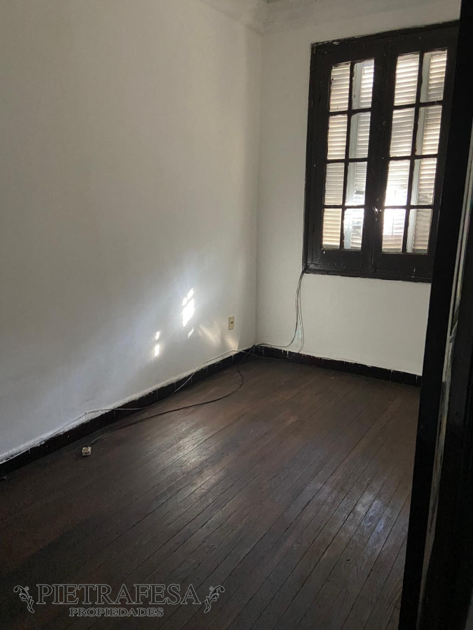 Apartamento ID.13716 - Apartamento en alquiler, 3dormitorios, 1baño. Barrio Sur.