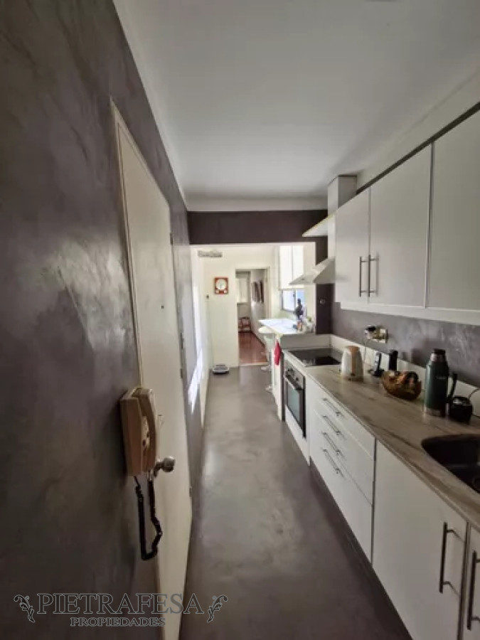 Apartamento ID.12246 - Apartamento en alquiler, 3dormitorios, 2 baños, terraza, garaje. Pocitos.