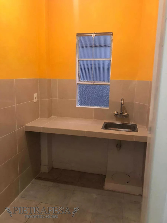 Apartamento ID.7269 - Apartamento en venta con renta, 2 dormitorios, 1 baño-Ituzaingó-Ciudad Vieja