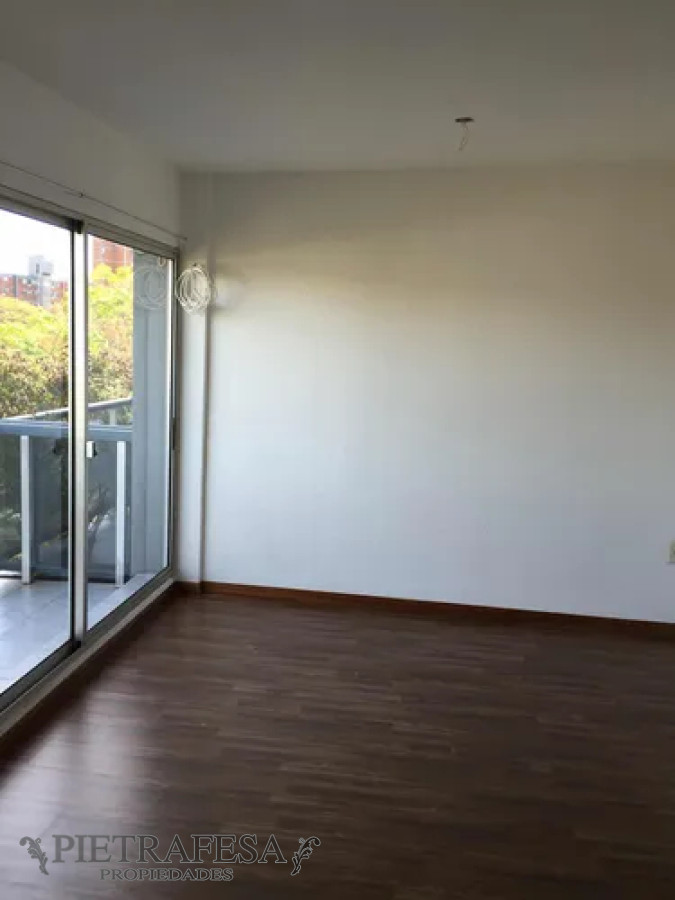 Apartamento ID.13825 - Apartamento en alquiler, 1 dormitorio, 1baño, balcón. La Blanqueada.