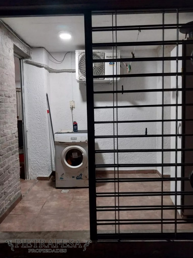 Apartamento ID.12162 - Apto en venta 2 dormitorios, 1 baño, patio-Lezica 