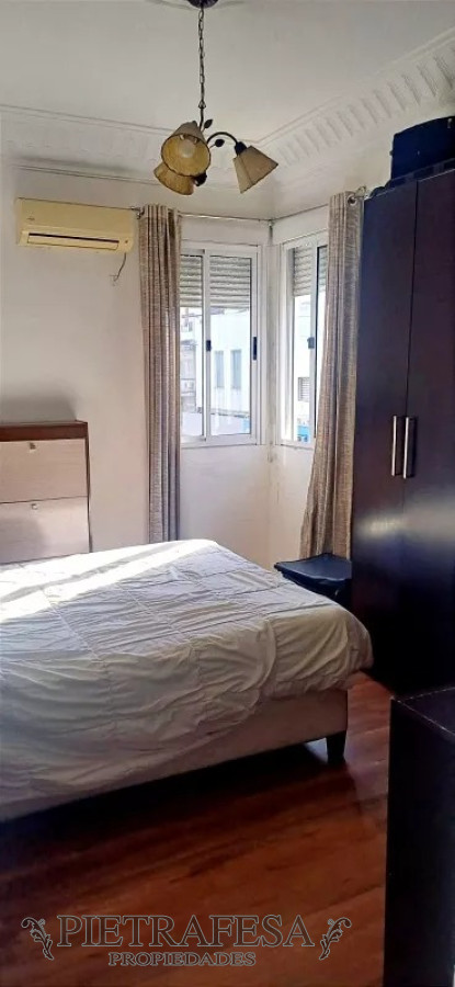 Apartamento ID.10102 - Apto en venta 2 dormitorios, 1 baño-Centro 