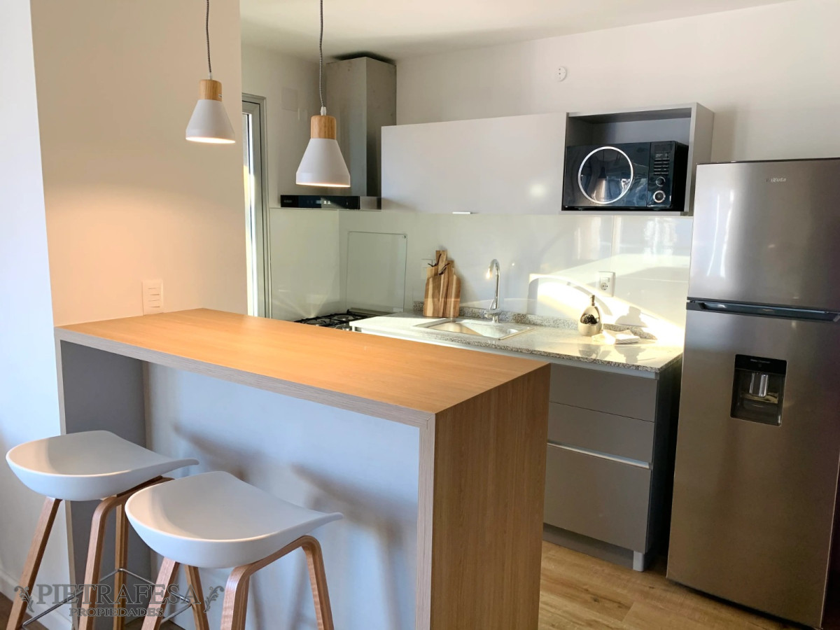 Apartamento ID.12283 - Apto a estrenar 3 dormitorios, 1 baño y terraza-Cordón