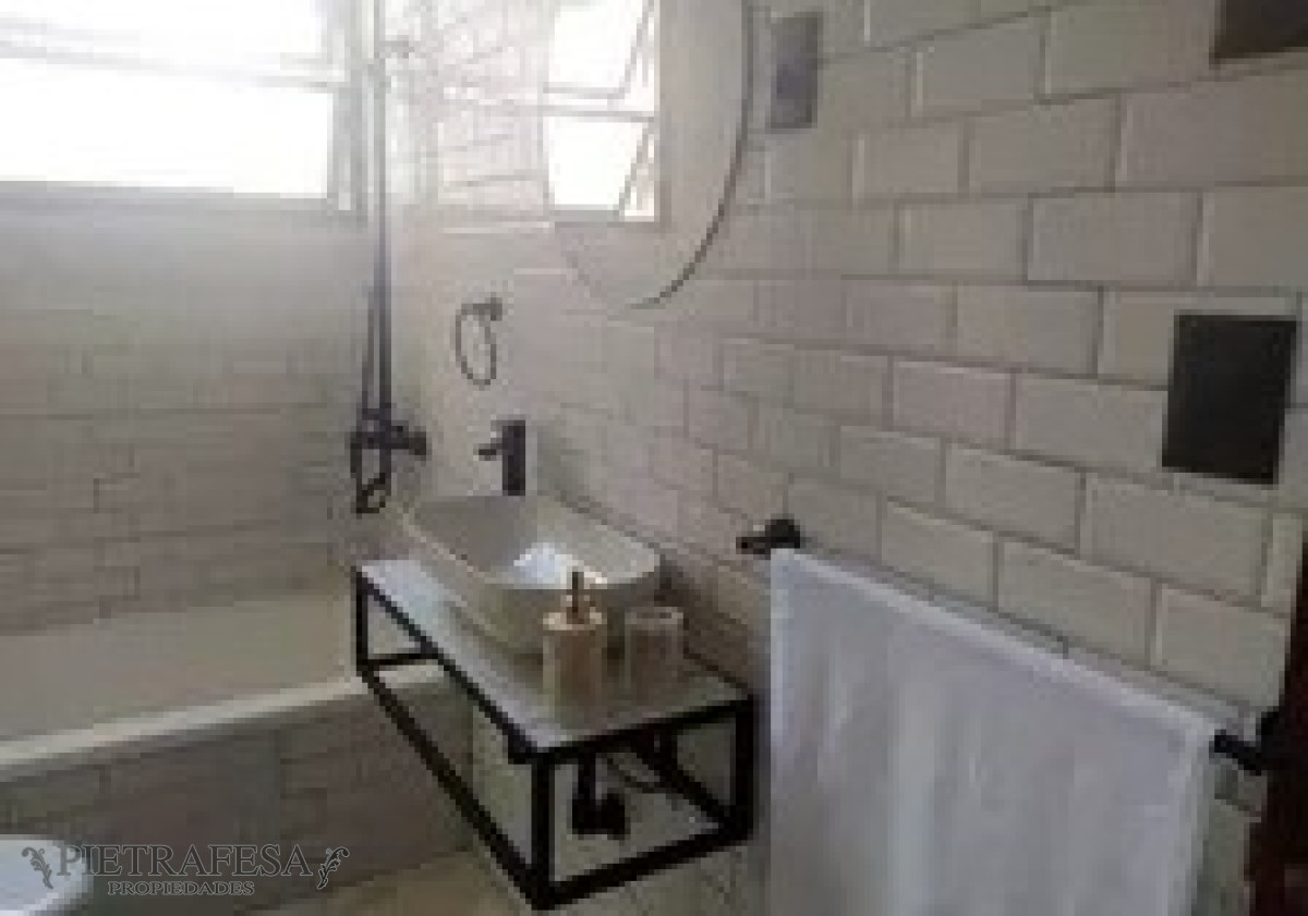 Apartamento ID.12544 - Apto en venta con renta, 1dormitorio, 1baño- Centro.