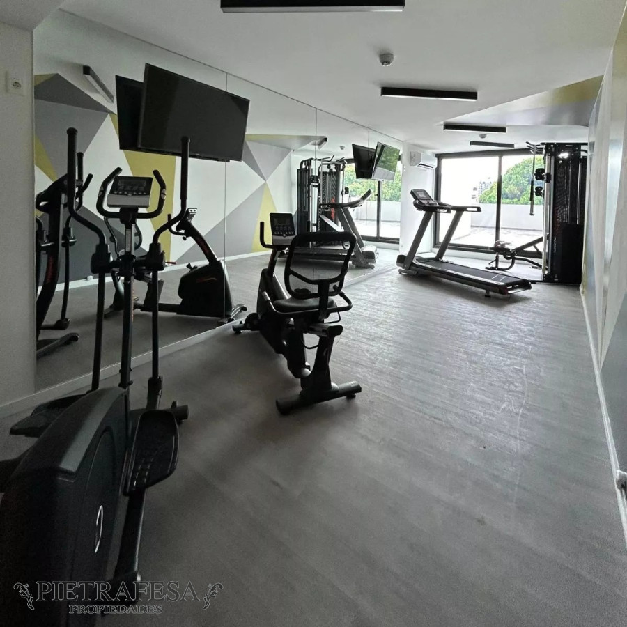 Apartamento ID.13196 - Apto con renta 2 dormitorios, 2 baños, gje -Pocitos