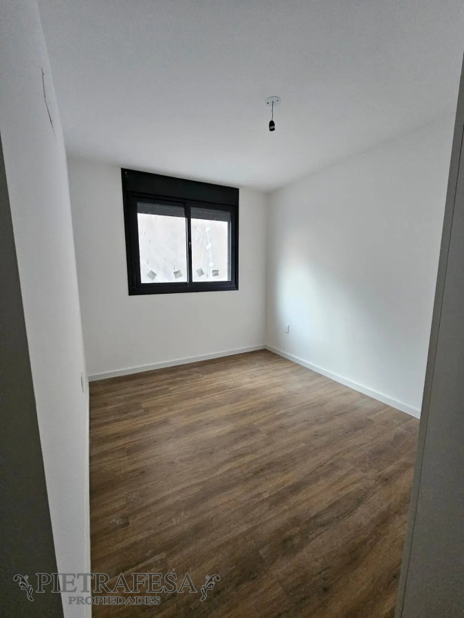 Apartamento ID.13204 - Apto a estrenar 2 dormitorios, 1 baño y terraza-Centro
