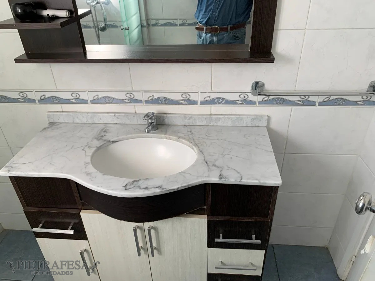 Apartamento ID.13795 - Apto en venta 4 dormitorios, 2 baños, garaje-Reducto 
