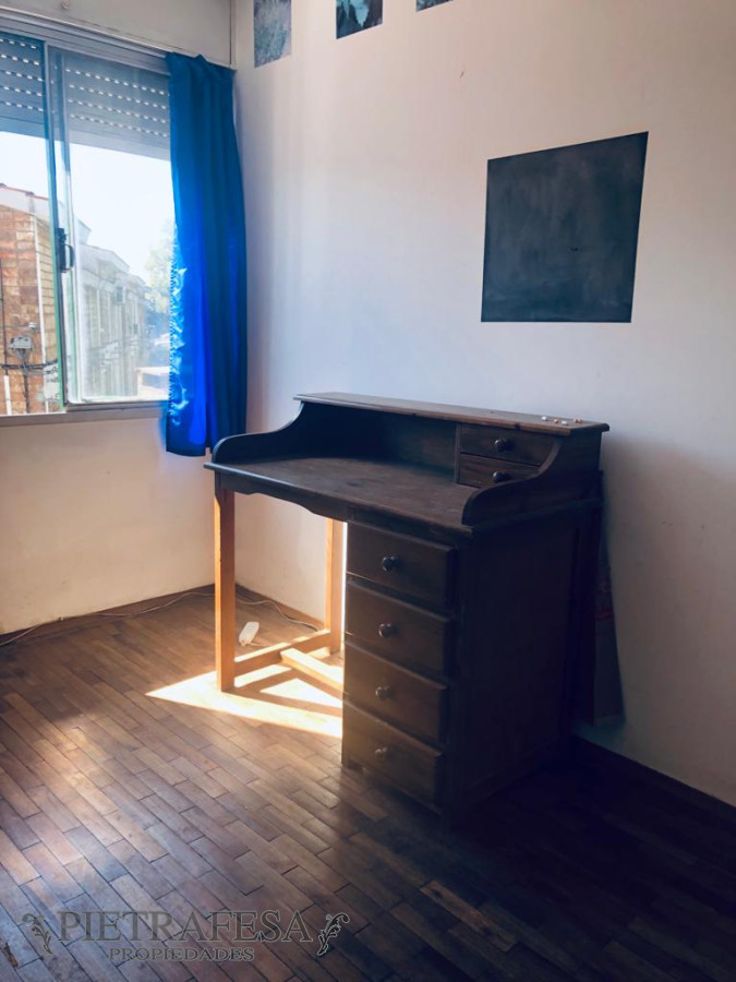 Apartamento ID.5258 - Apartamento en venta 2 dormitorios, 1 baño y balcón- Alberto Zum Felde -Malvin Norte