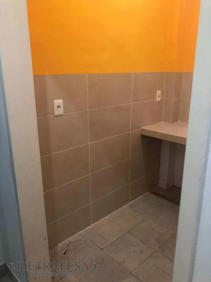 Apartamento ID.7269 - Apartamento en venta con renta, 2 dormitorios, 1 baño-Ituzaingó-Ciudad Vieja