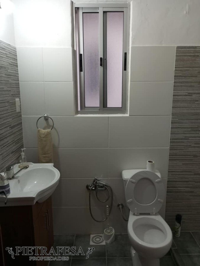 Apartamento ID.10691 - PH en venta 2 dormitorios, 1 baño, patio- Tres Cruces