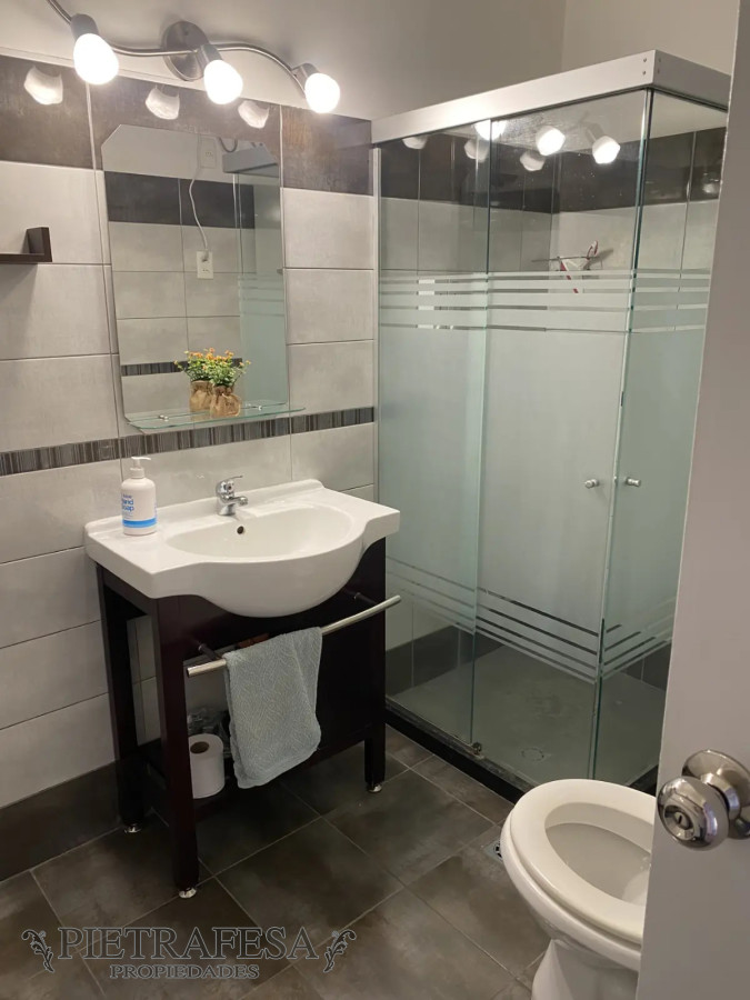 Apartamento ID.13727 - Apartamento en alquiler, 3dorm, 2baños, terraza, garaje. Atahualpa.