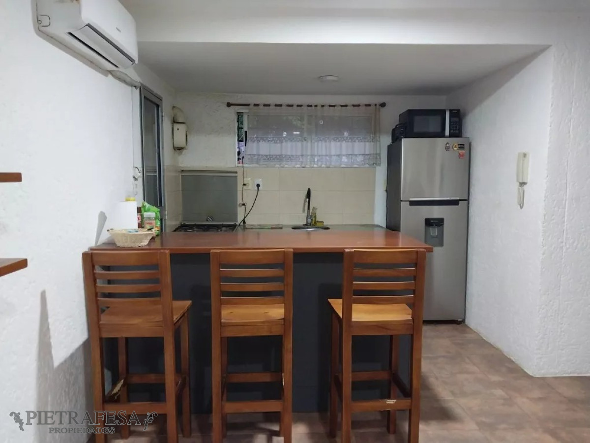 Apartamento ID.12162 - Apto en venta 2 dormitorios, 1 baño, patio-Lezica 