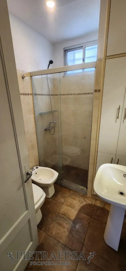 Apartamento ID.13437 - Apto en venta 2 dormitorios, 1 baño, balcón-Parque Rodó