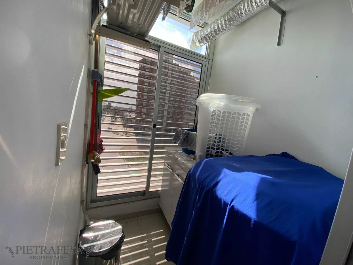 Apartamento ID.11036 - Apto en venta 3 dormitorios, 2 baños, gje-Malvin