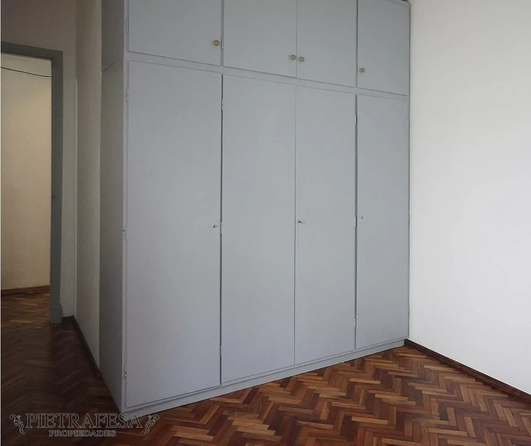 Apartamento ID.8805 - Apartamento en venta, 1 dormitorio, 1 baño, terraza, Durazno, Palermo.