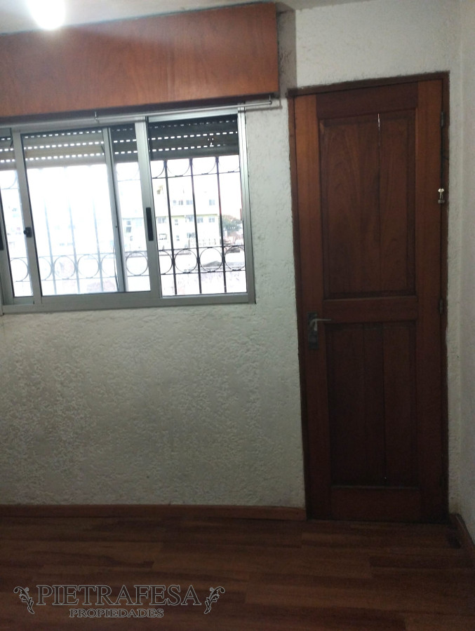 Apartamento ID.6829 - Apartamento en venta 3 dormitorios, 2 baños, patio con parrillero y azotea-Solano López-Buceo