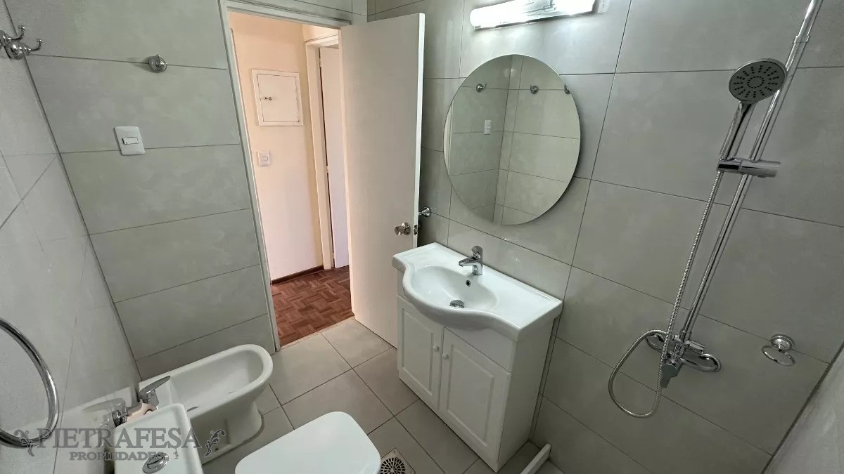 Apartamento ID.10328 - Apto en venta 2 dormitorios, 1 baño- Cordón