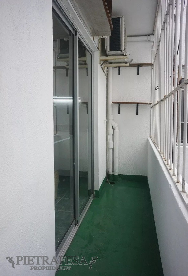 Apartamento ID.8805 - Apartamento en venta, 1 dormitorio, 1 baño, terraza, Durazno, Palermo.
