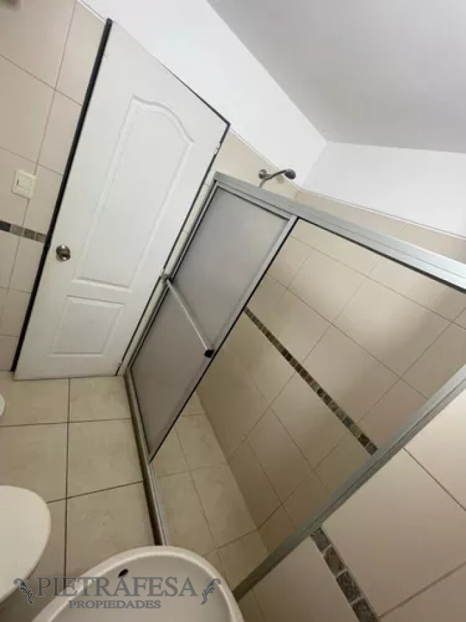 Apartamento ID.12370 - Apartamento en alquiler, 1dormitorio, 1baño, balcón, garaje. Aguada.