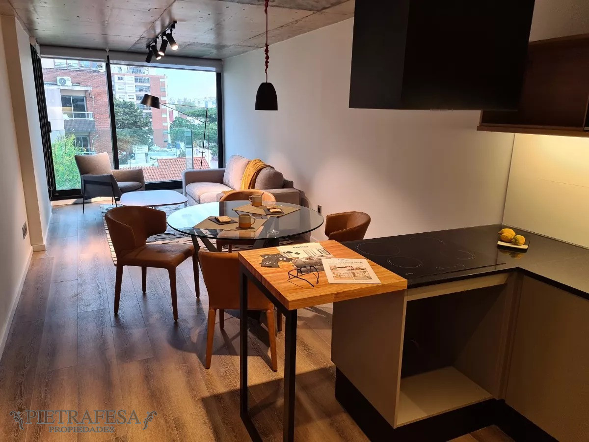 Apartamento ID.7813 - Apartamento en venta, 2 dormitorios, 2 baños, terraza con parrillero y garaje-Marco Bruto, Pocitos.