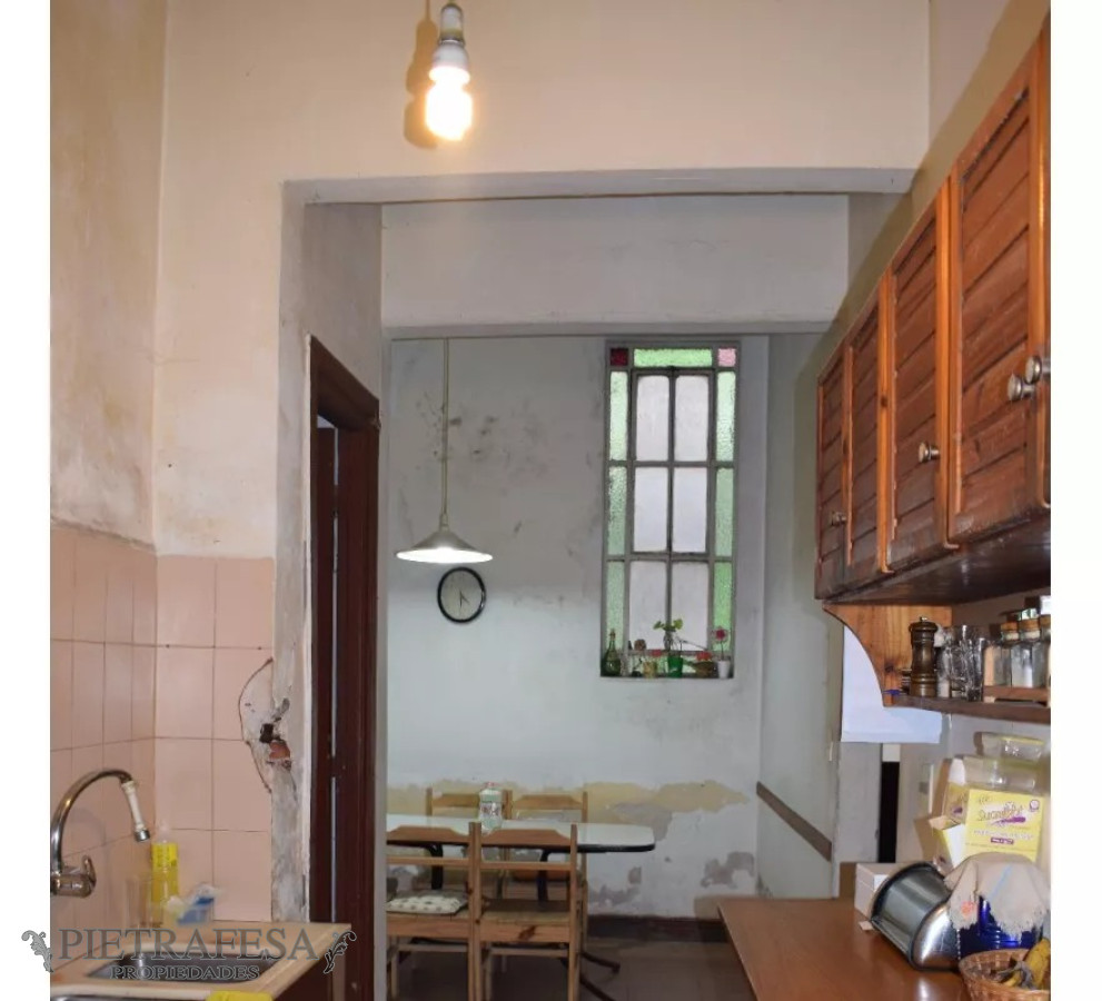 Apartamento ID.12550 - Apto en venta 5 dormitorios, 2 baños, patio-Cordón 