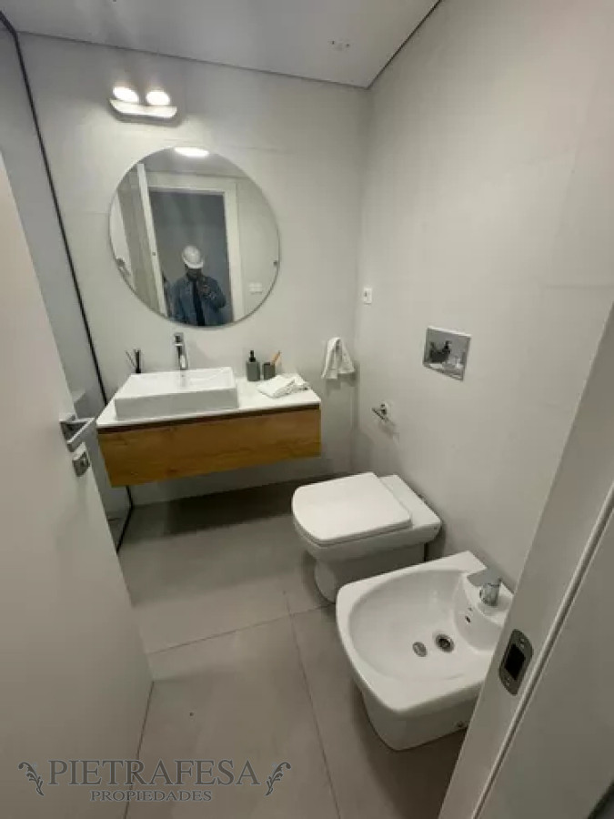 Apartamento ID.12492 - Apartamento en alquiler, 3dorm, 3 baños, garaje doble, terraza. Barra de Carrasco.