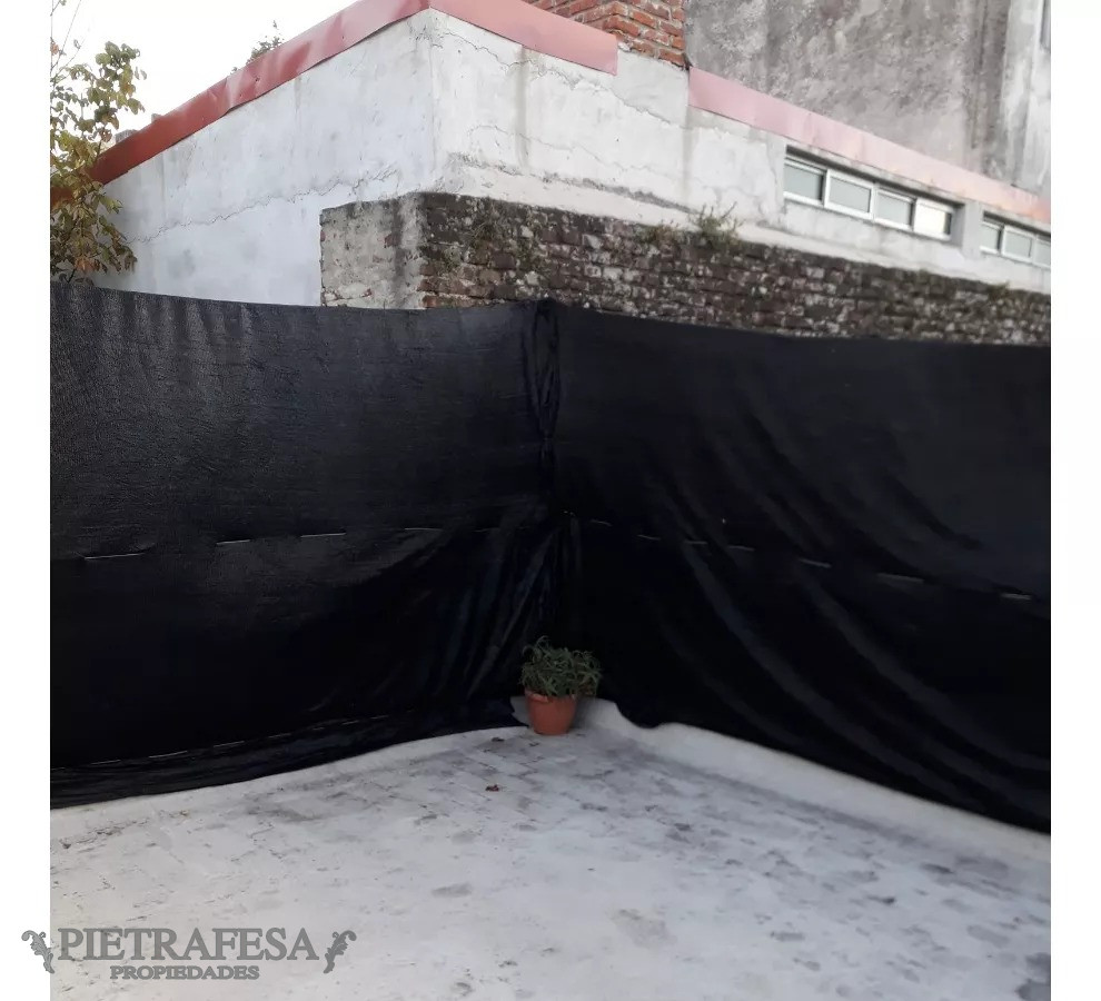 Apartamento ID.11417 - Apto con renta 2 dormitorios, 1 baño, azotea-Goes 