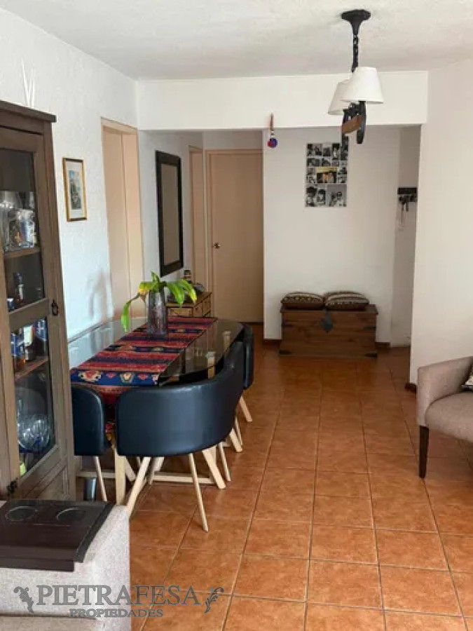 Apartamento ID.13745 - Apartamento en alquiler, 2dormitorios, 1baño, terraza lavadero. Centro.