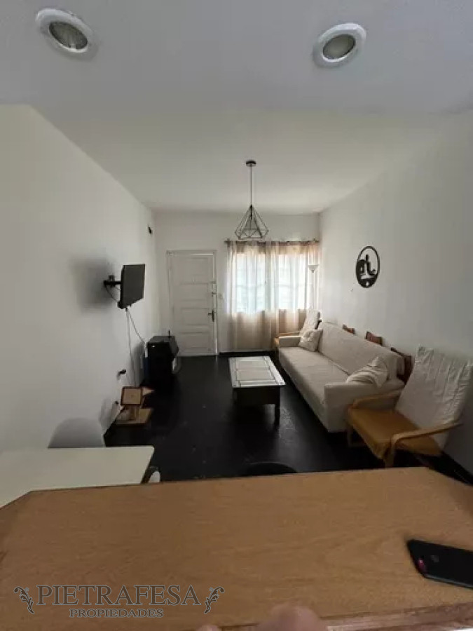Apartamento ID.12609 - Apartamento en alquiler, 2dorm, 1baño. Malvin Norte.