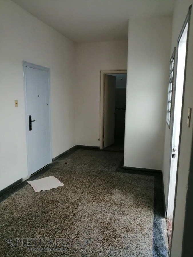 Apartamento ID.5063 - Apartamento en venta con renta , 1 dormitorio, 1 baño y patio-Estanislao Vega-Cerrito.
