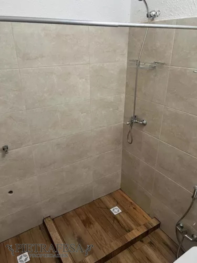 Apartamento ID.8271 - Apartamento en alquiler, 1 dormitorio, 1 baño, patio, Av Carlos María Ramírez, Belvedere.