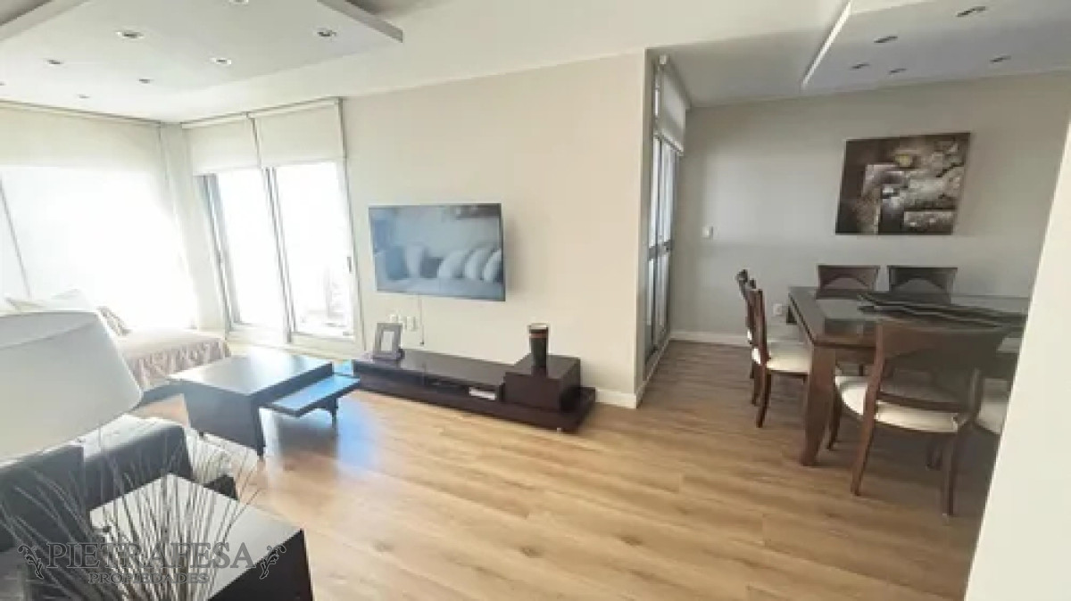 Apartamento ID.13820 - Hermoso apartamento amueblado en alquiler, 3 dormitorios, 2 baños, terraza, garaje. Pocitos.